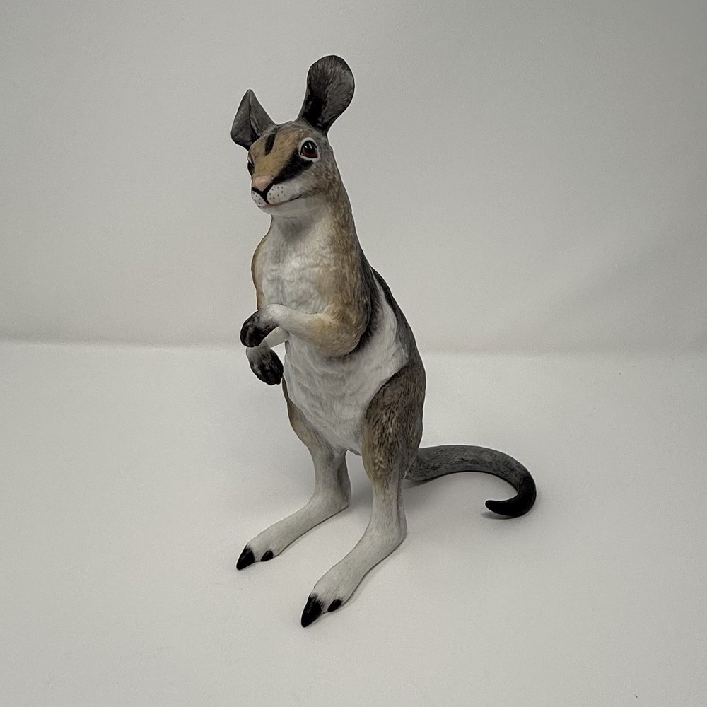 LENOX SMITHSONIAN BRIDLED NAIL-TAILED WALLABY ENDANGERED BABY ANIMALS FIGURINE